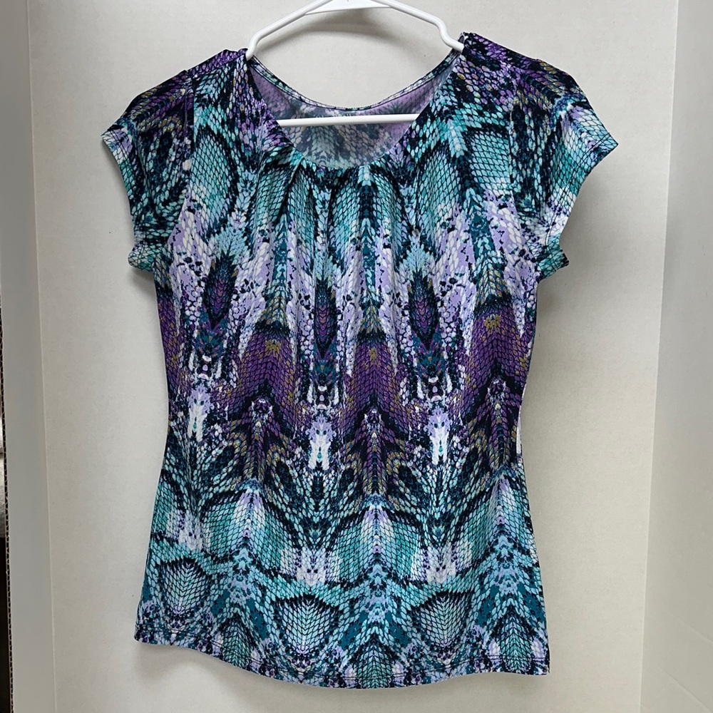 Worthington petite purple and blue animal print shirt size petite small